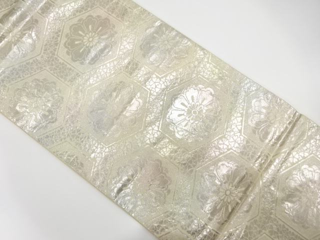 アンティーク　桜花亀甲文織り出し袋帯(着用可)